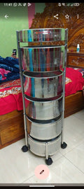 মজবুত ও উন্নতমানের Stainless Steel (SS) Vegetable Rack, যা রান্নাঘরের সবজি ও প্রয়োজনীয় জিনিসপত্র সুন্দরভাবে গুছিয়ে রাখতে উপযোগী। আধুনিক ডিজাইন, টেকসই গঠন এবং সহজে সরানোর সুবিধার জন্য এটি দৈনন্দিন ব্যবহারে বেশ সুবিধাজনক